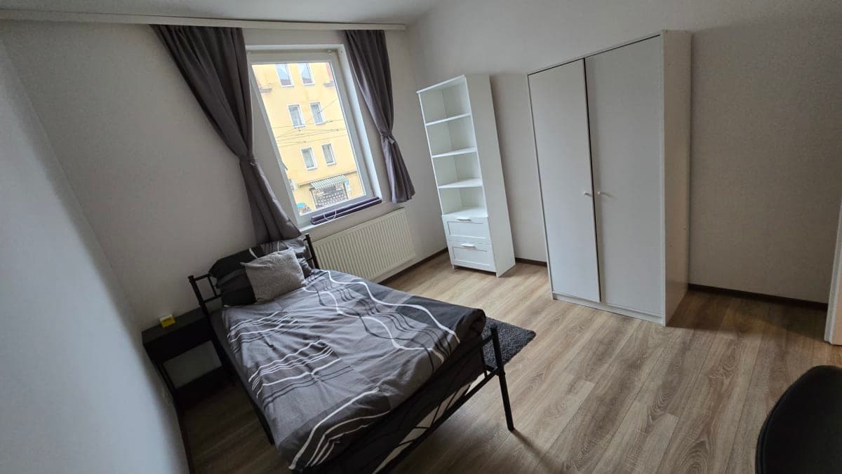 Bright in Central Shared Apartment – Newly Renovated sulzbacher str 1 stock - Image 1